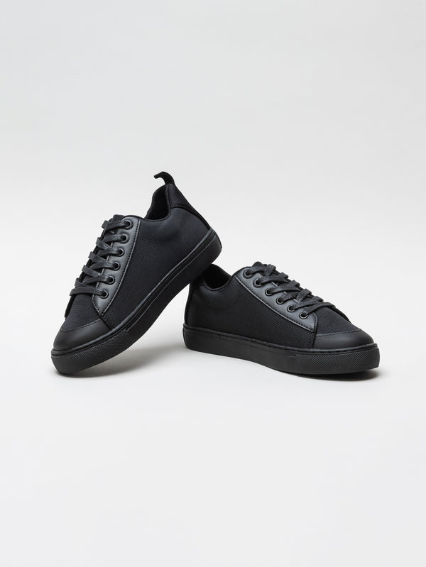 SHOES Black / 39