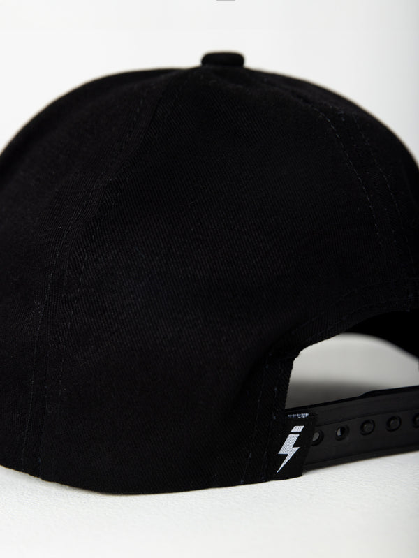 CAPS Black / S