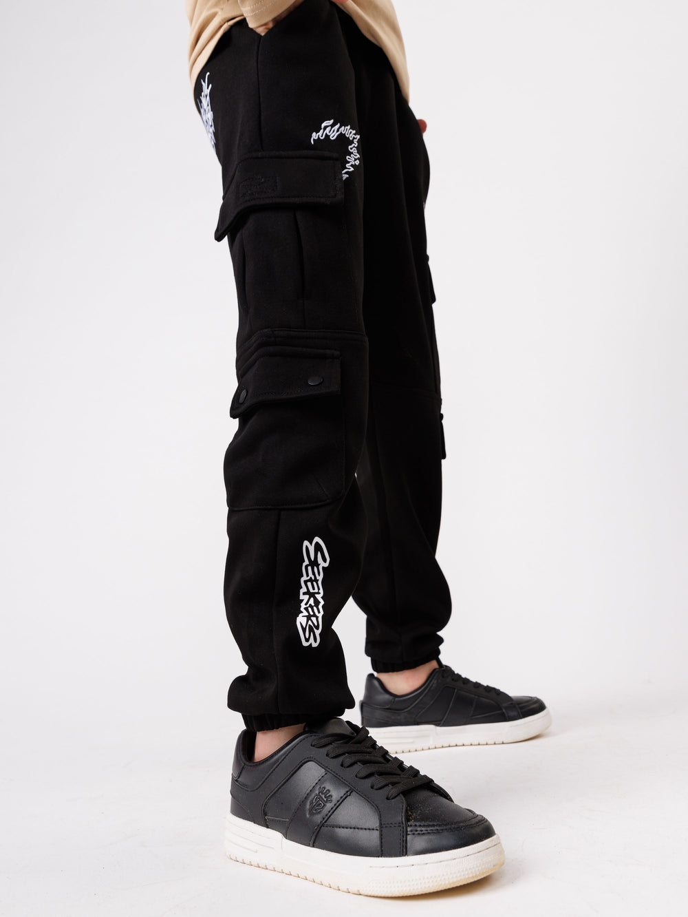 SWEATPANTS Black / 14