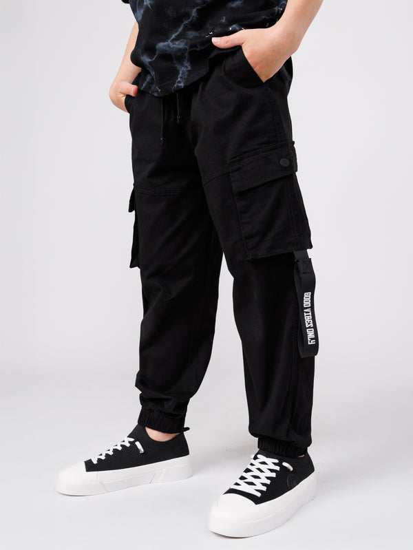 CARGO WOVEN PANTS Black / 14