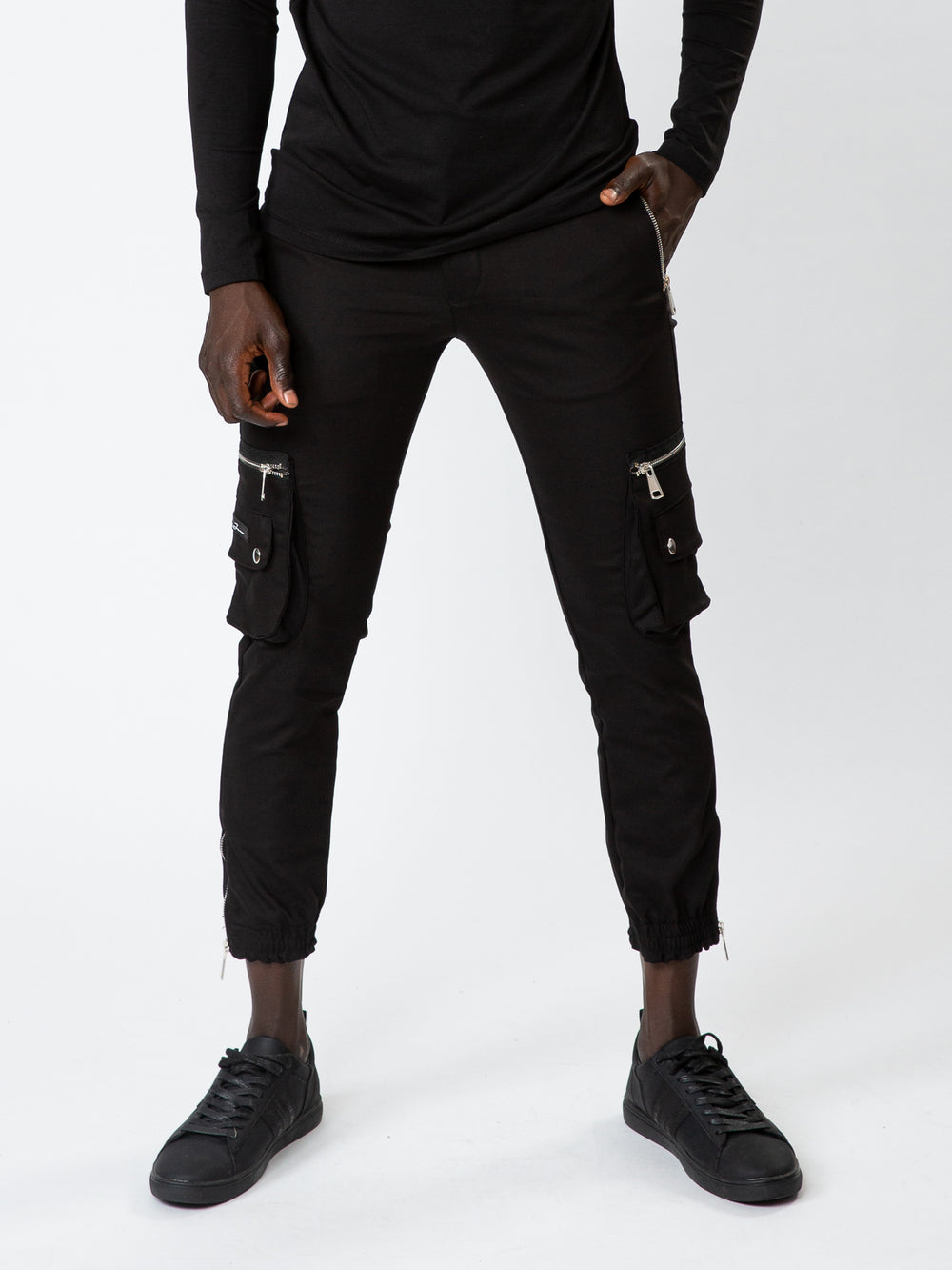 CARGO PANTS Black / 46