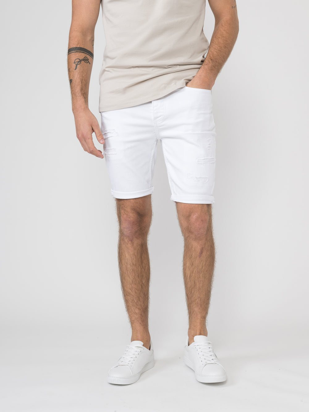 BERMUDA White / 46