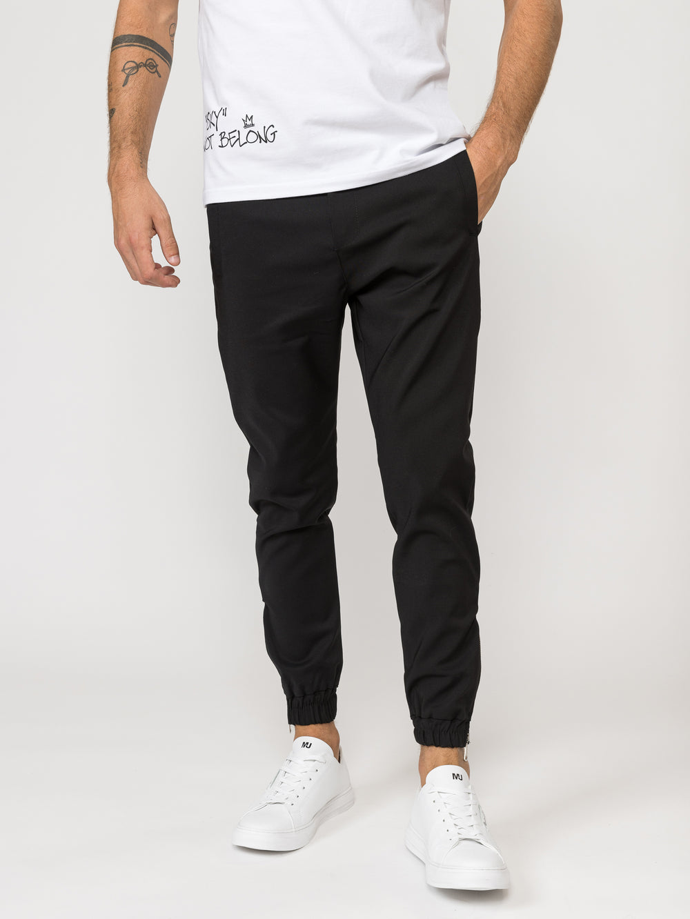CARGO PANTS Black / 46