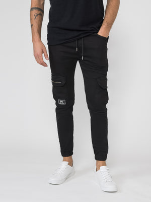 CARGO PANTS Black / 46
