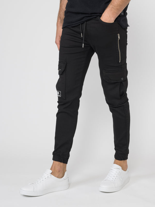 CARGO PANTS Black / 46