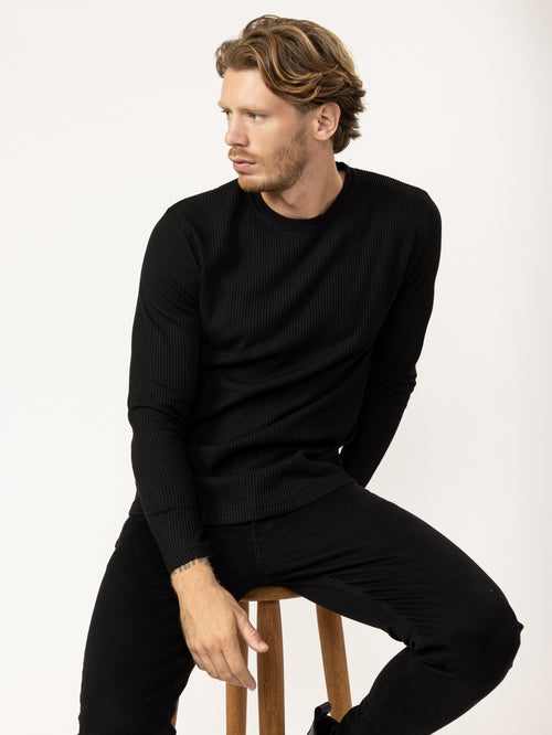 T-SHIRT Black / XL