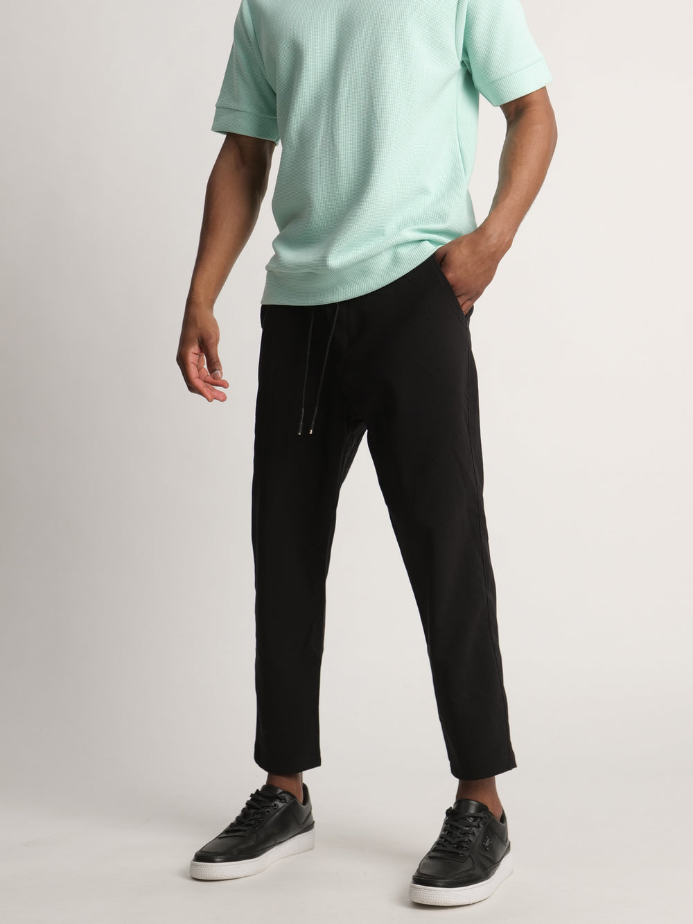 WOVEN PANTS Black / 42