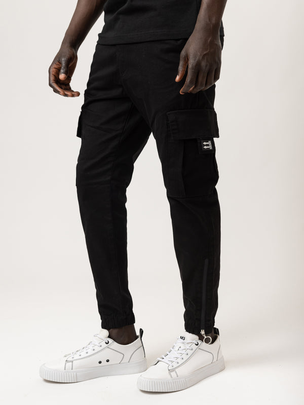 CARGO PANTS Black / 46