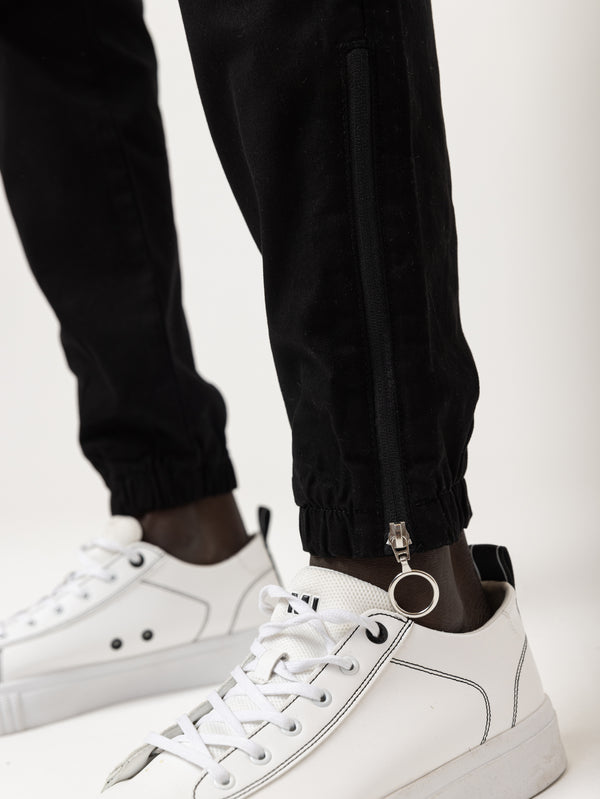 CARGO PANTS Black / 46