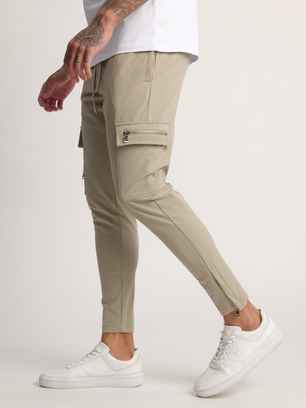CARGO PANTS Beige / 46