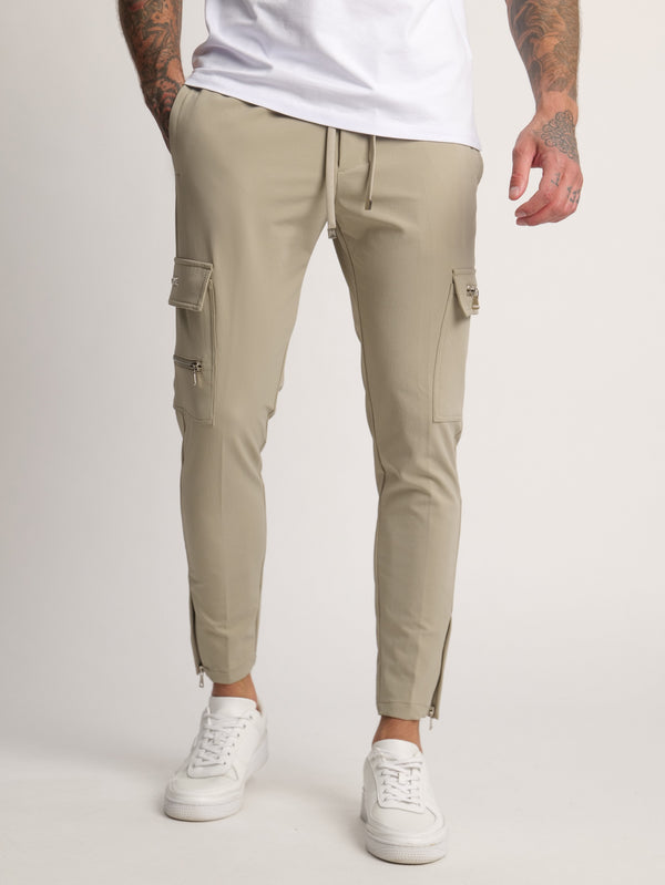CARGO PANTS Beige / 46