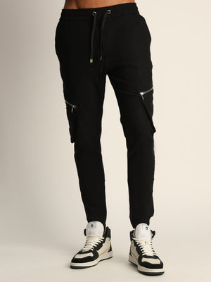 CARGO PANTS Black / 46