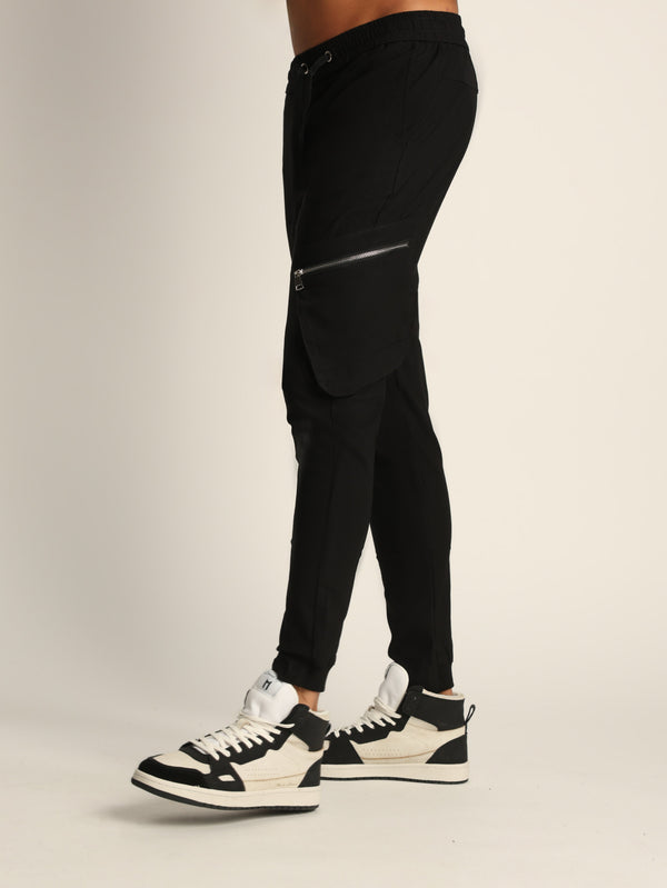 CARGO PANTS Black / 46