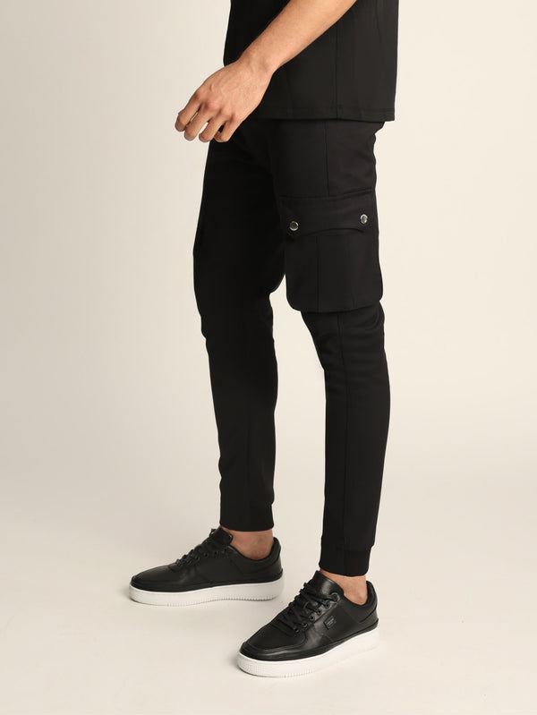 CARGO PANTS Black / 48