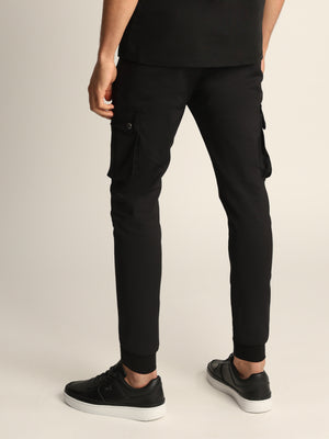 CARGO PANTS Black / 48