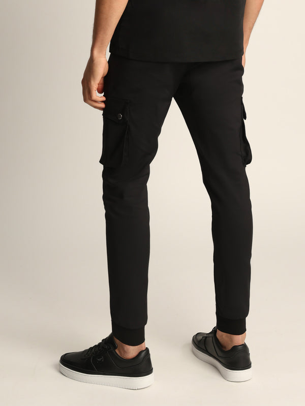 CARGO PANTS Black / 48
