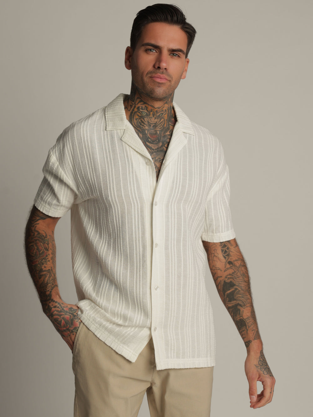 SHORT BUTTONED SHIRT Cream / XXL