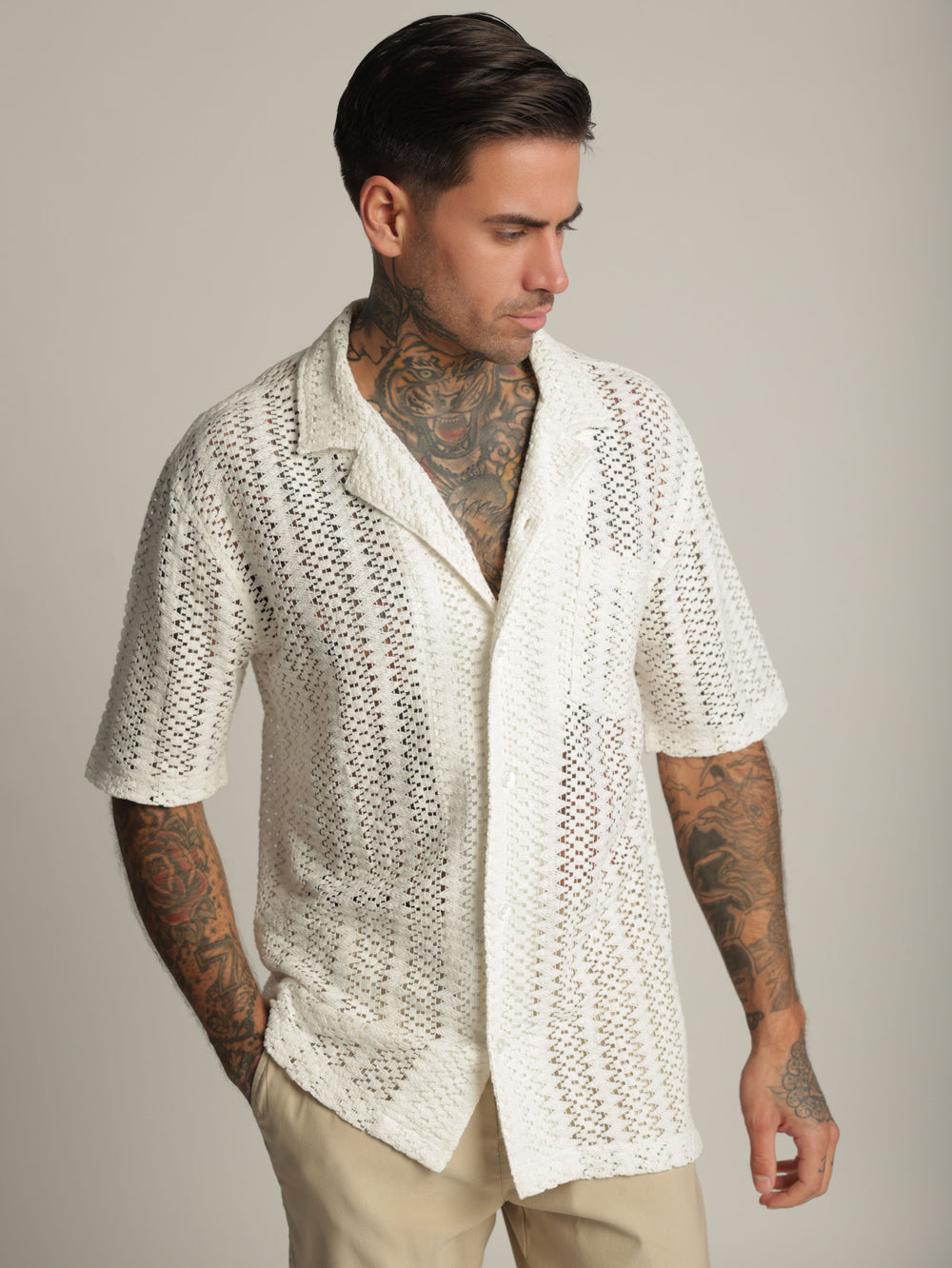 SHORT BUTTONED SHIRT Cream / XXL