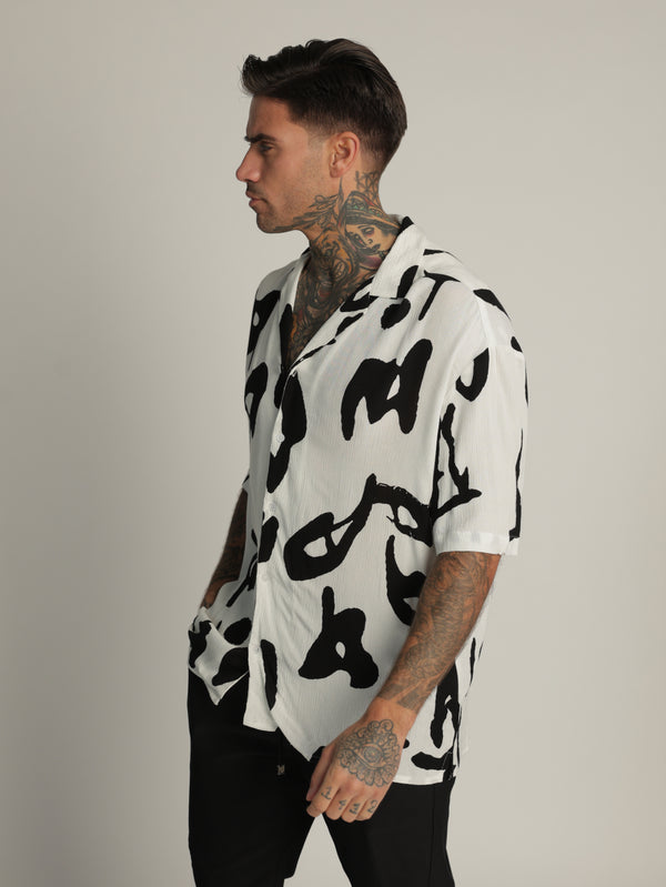 SHORT BUTTONED SHIRT White / XXL