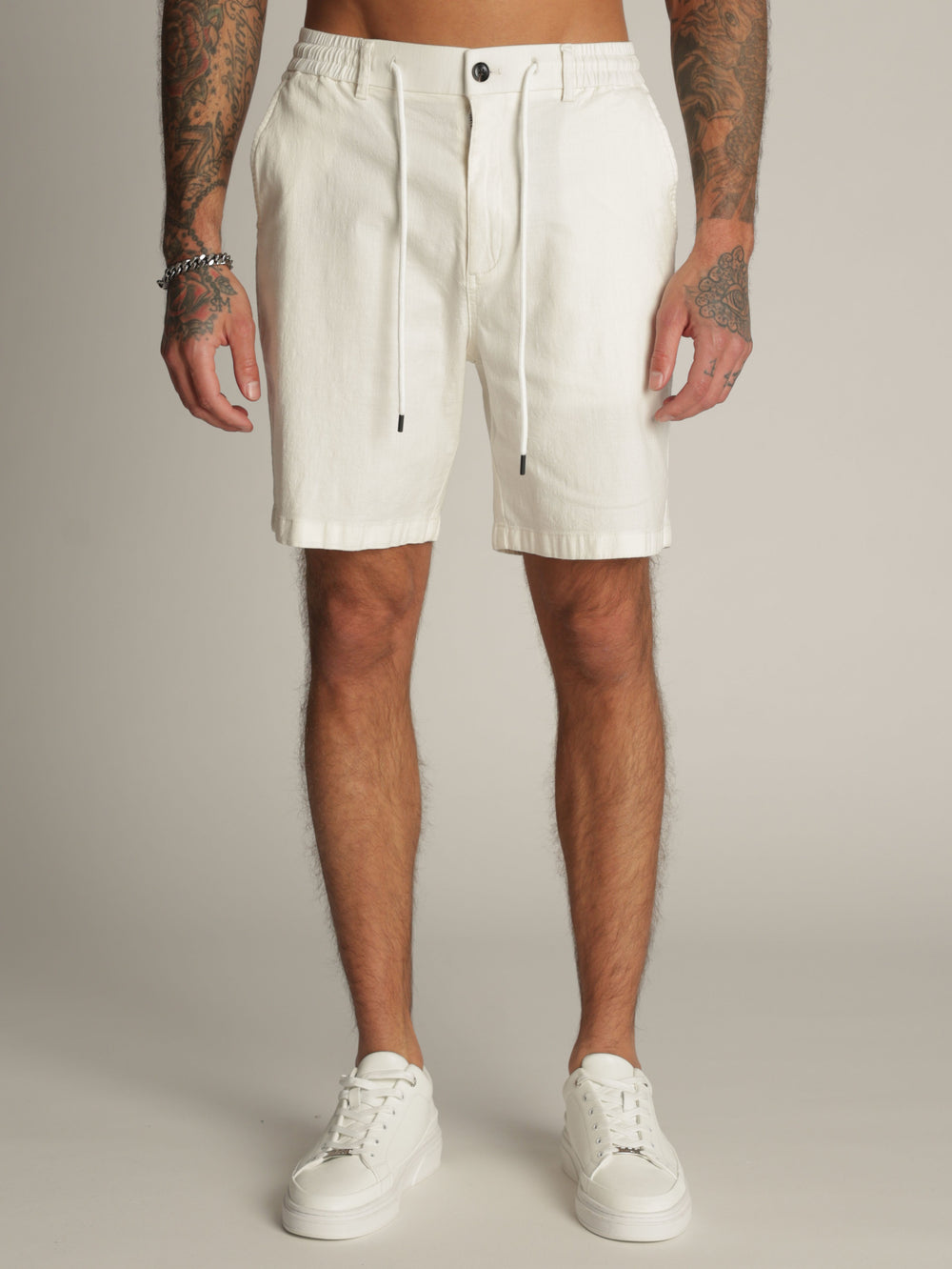 WOVEN BERMUDA White / 48
