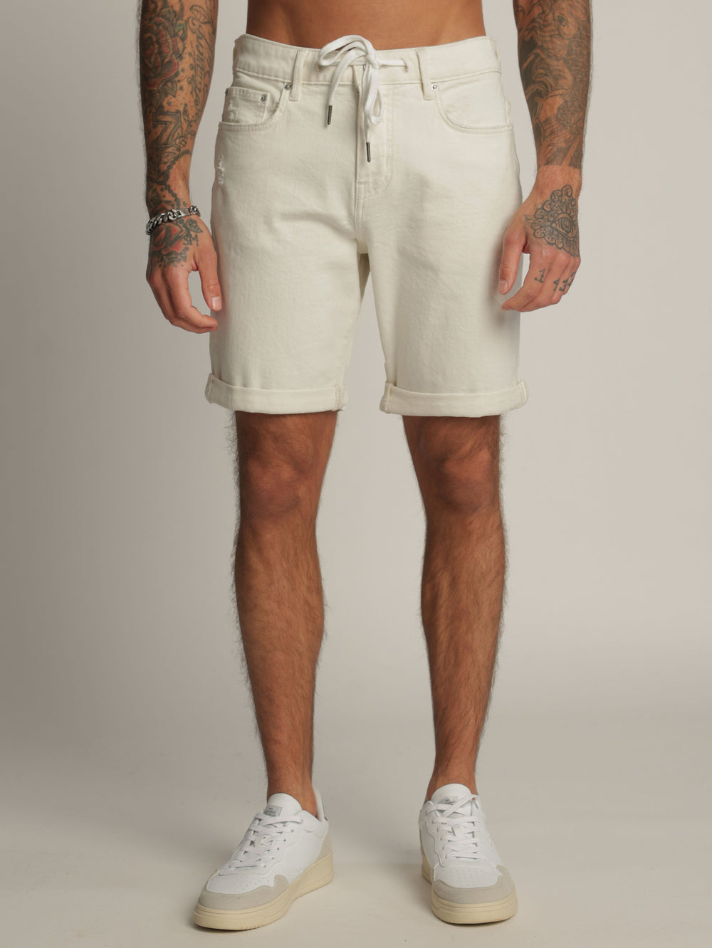 BASIC JEANS BERMUDA Cream / 48