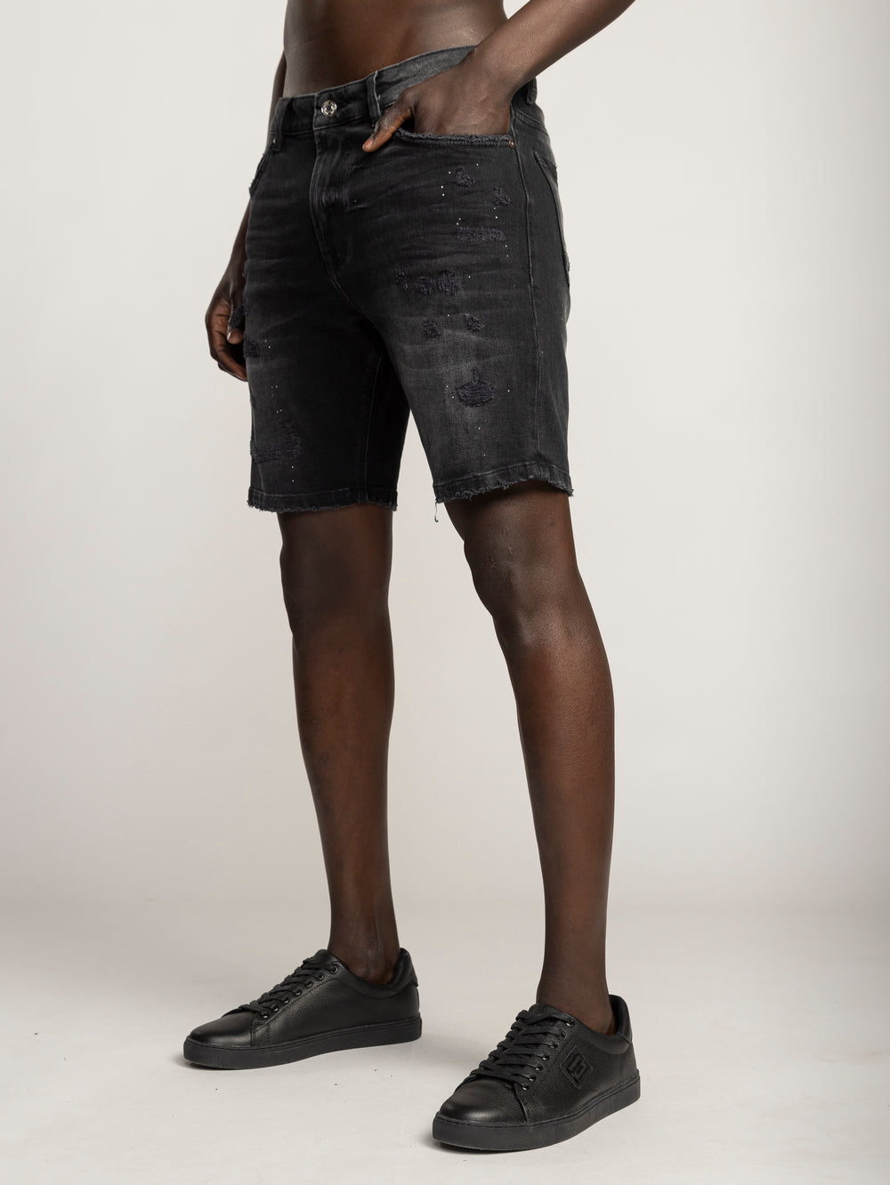 JEANS BERMUDA Black / 48