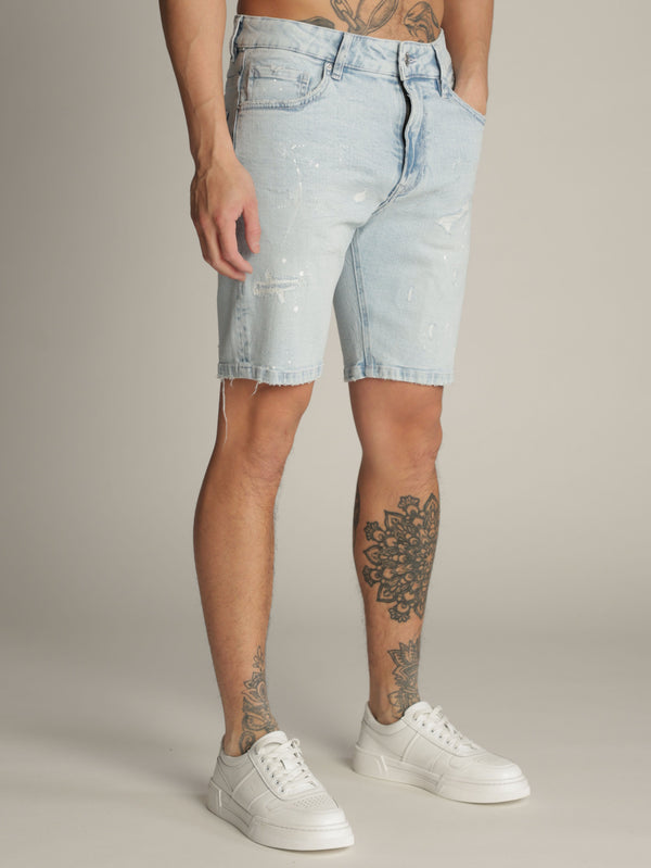 JEANS BERMUDA Light Blue / 48