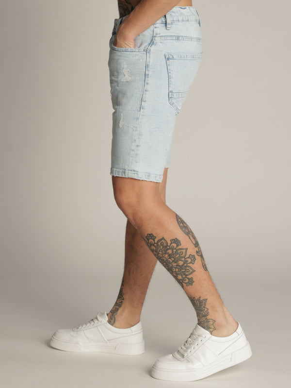 JEANS BERMUDA Light Blue / 48