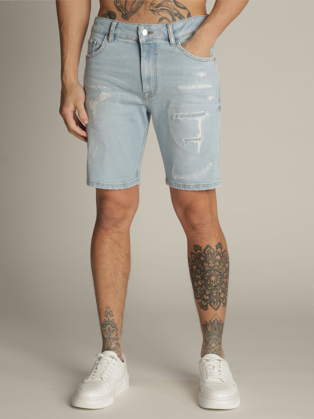JEANS BERMUDA Light Blue / 48