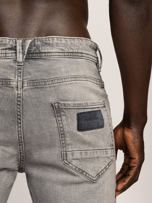 BASIC JEANS BERMUDA Light Gray / 48