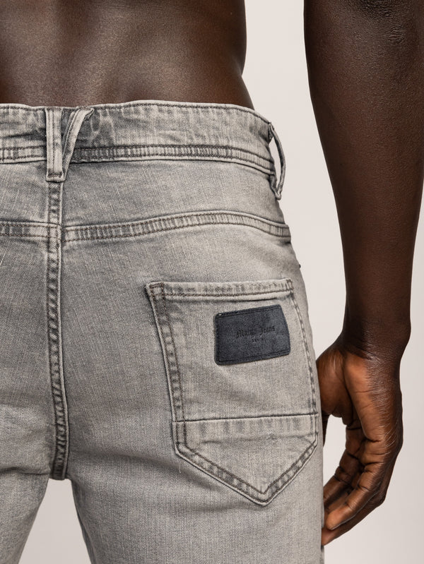 BASIC JEANS BERMUDA Light Gray / 48