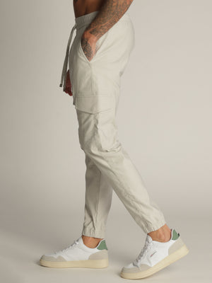 CARGO WOVEN PANTS Light Gray / 48