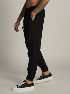 WOVEN PANTS Black / 48