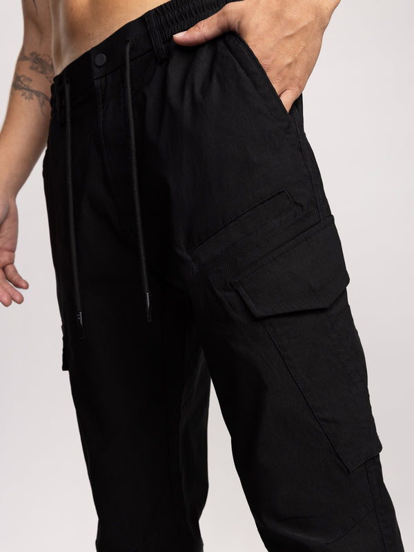 CARGO WOVEN PANTS Black / 48