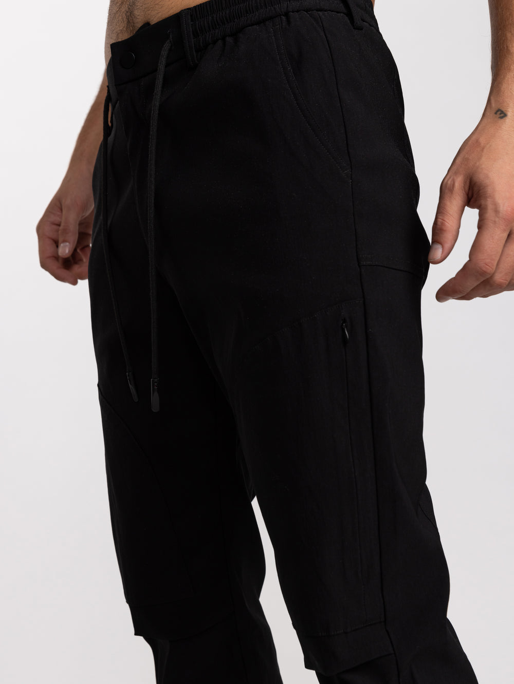 CARGO WOVEN PANTS Black / 48