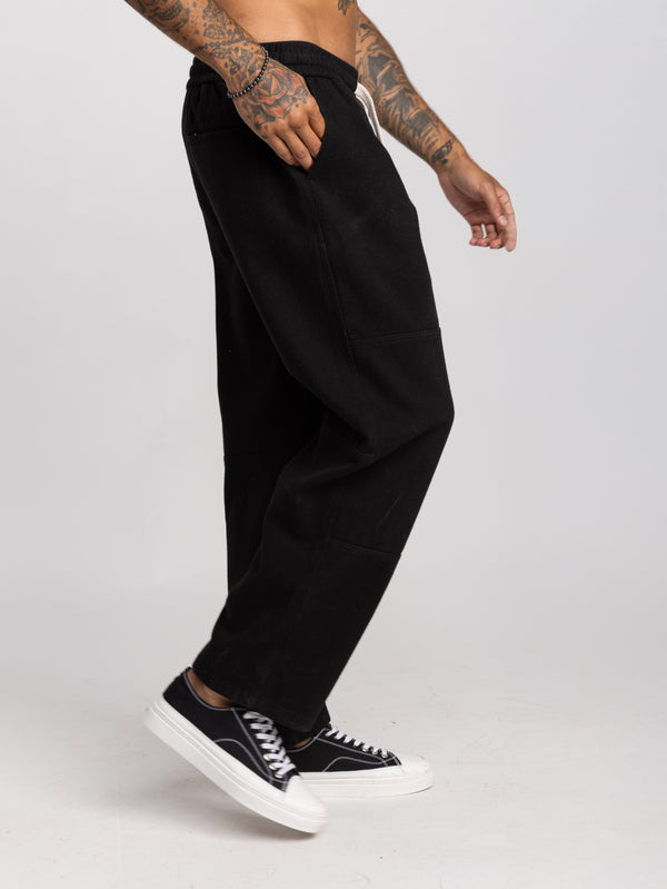 WOVEN PANTS Black / 48