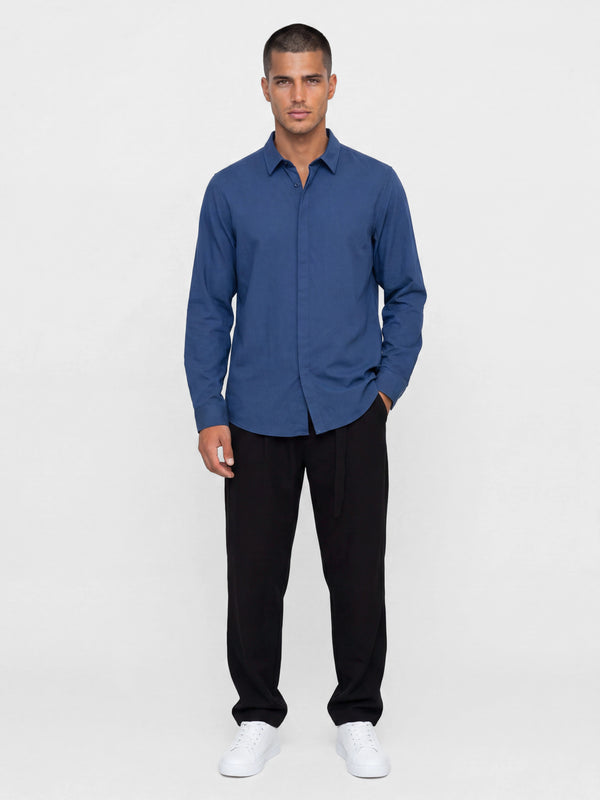 PREMIUM BUTTONNED SHIRTS Black / S