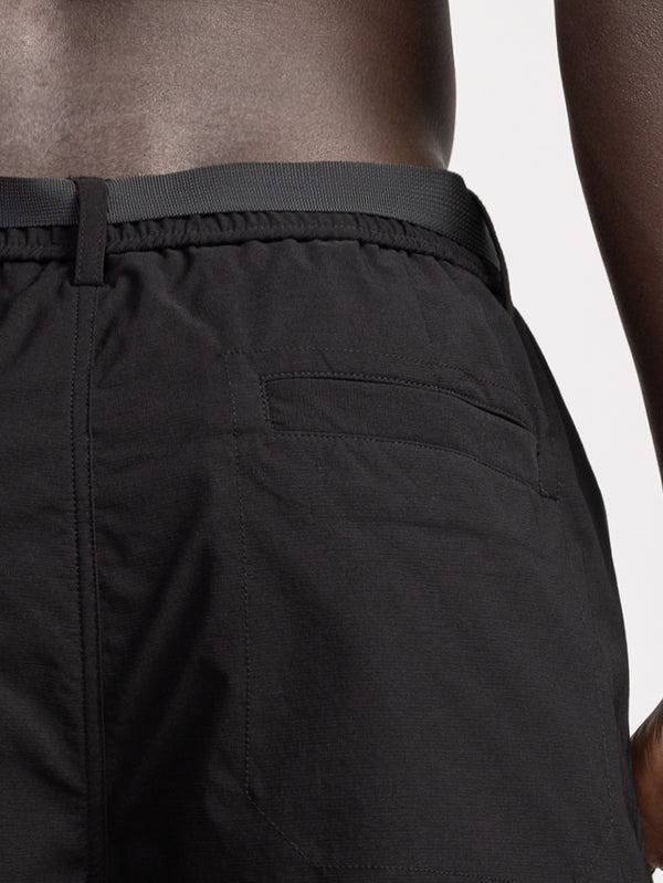 CARGO WOVEN BERMUDA Black / 48