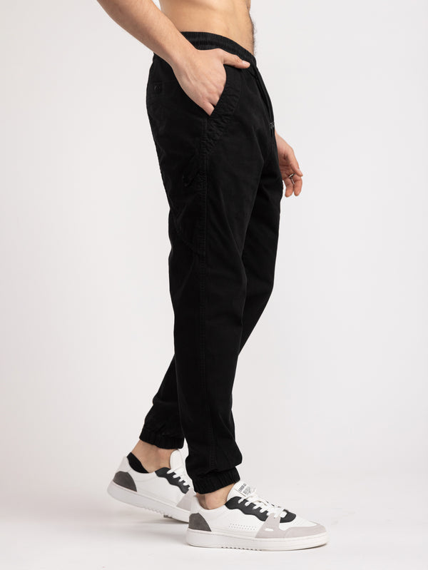 WOVEN PANTS Black / 48