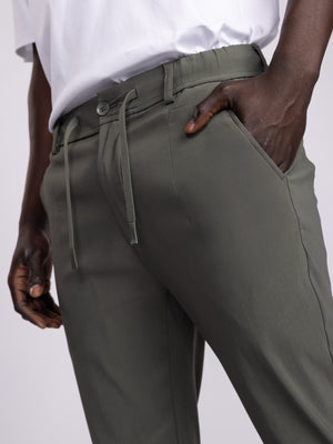 WOVEN PANTS Green / 48