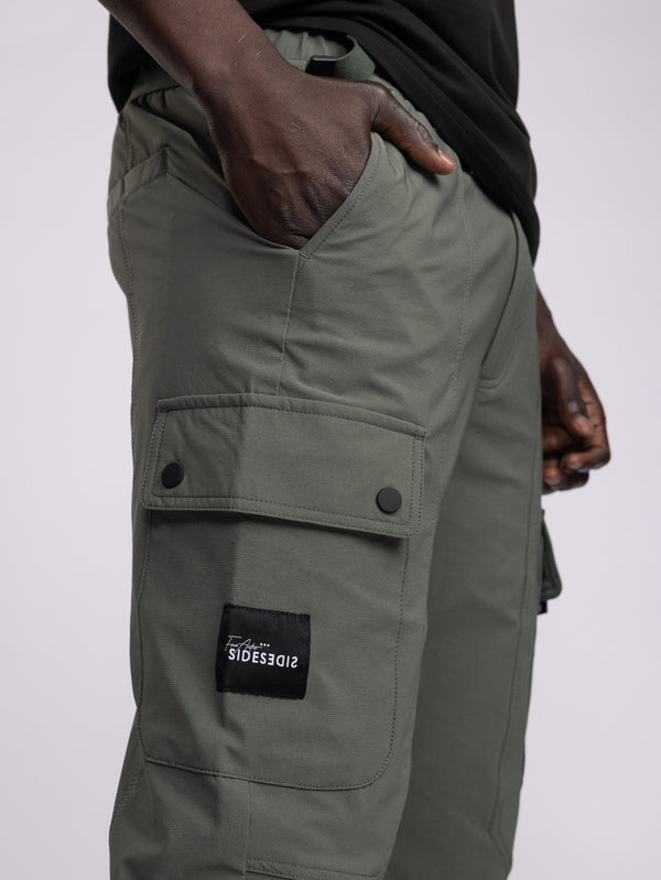 CARGO WOVEN PANTS Green / 48